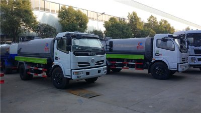 山西太原客戶(hù)再訂6臺(tái)掃路車(chē)、吸塵車(chē)、洗掃車(chē)、灑水車(chē)